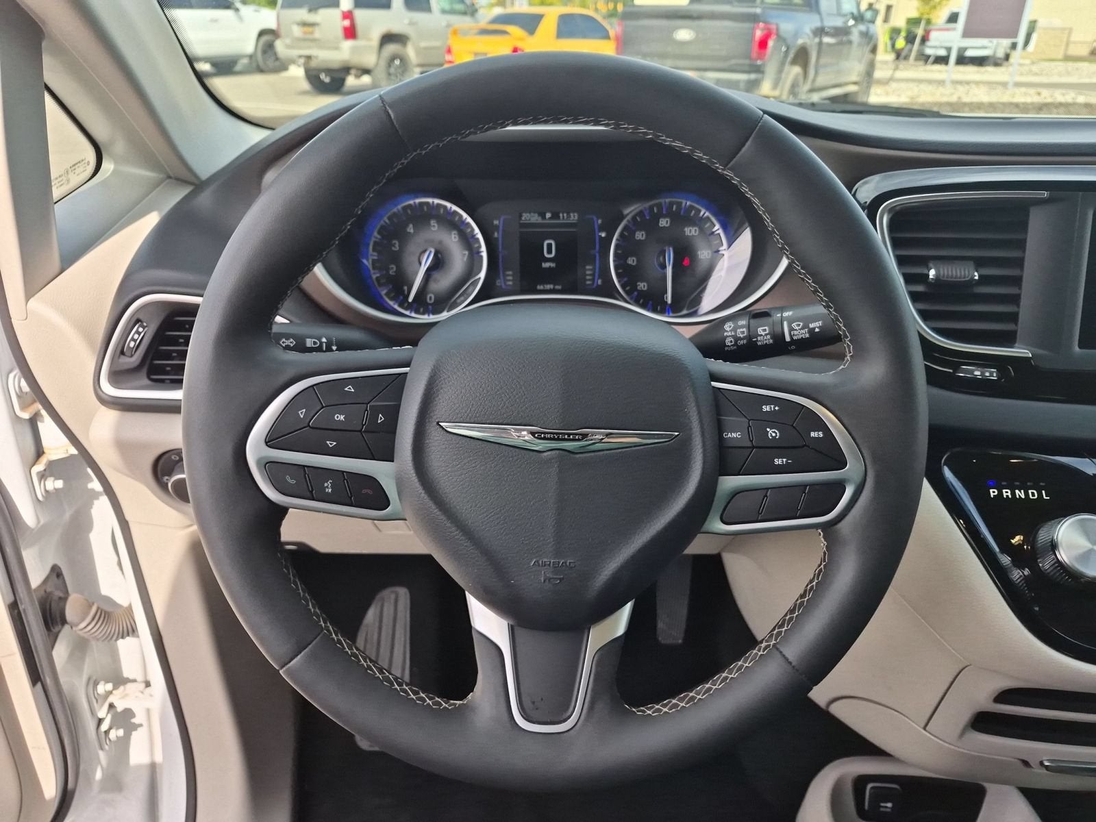 2024 Chrysler Voyager LX