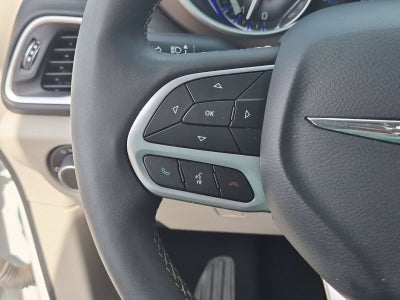 2024 Chrysler Voyager LX