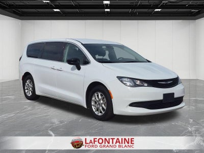 2024 Chrysler Voyager LX