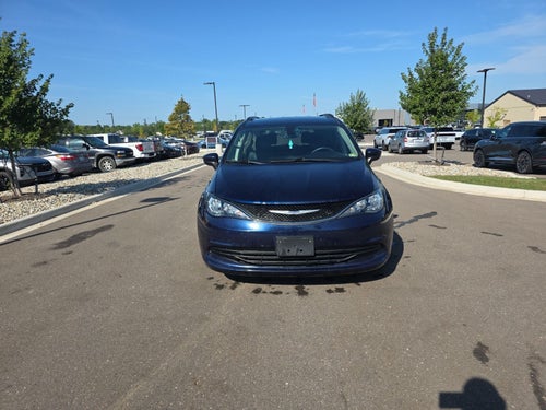 2020 Chrysler Voyager LXI