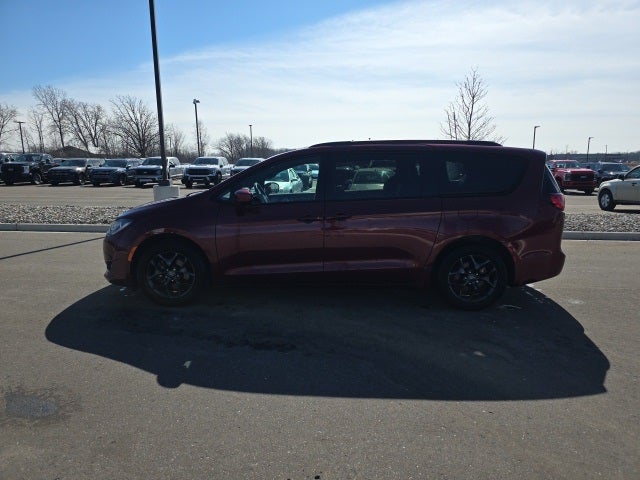 2020 Chrysler Pacifica Touring L Plus