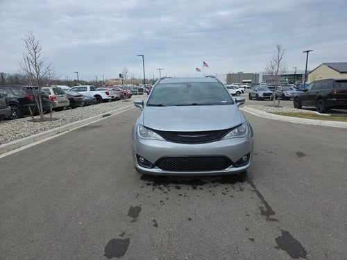 2019 Chrysler Pacifica Limited S Appearance Pkg