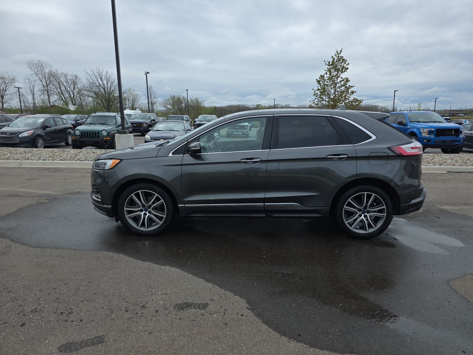 2019 Ford Edge Titanium