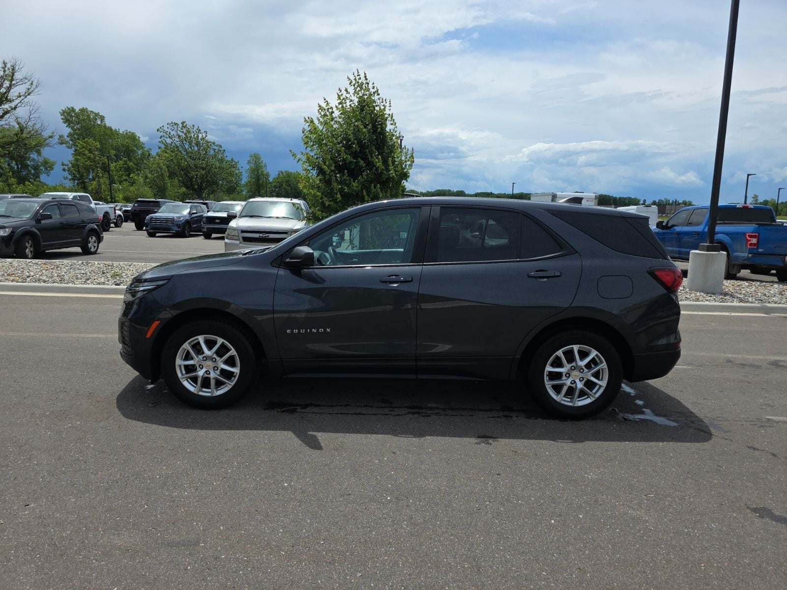 2022 Chevrolet Equinox LS