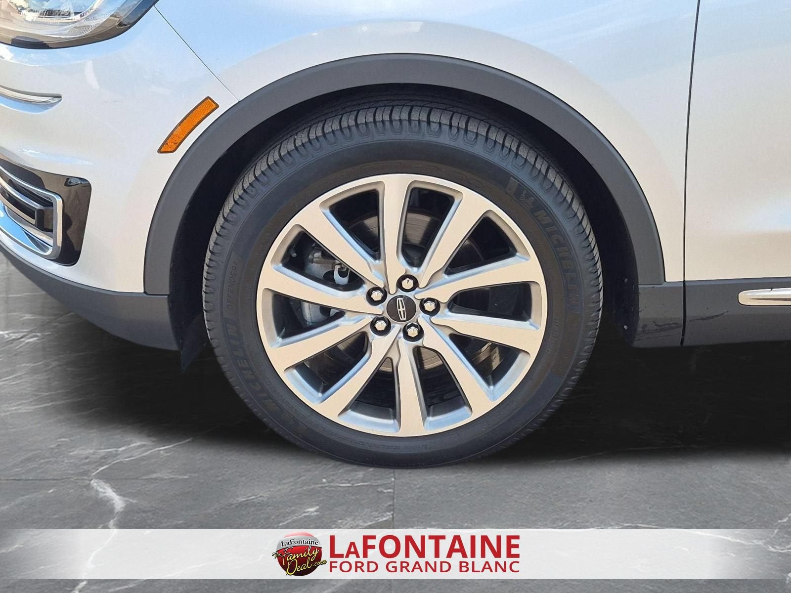 2019 Lincoln Nautilus Select AWD