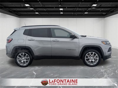 2024 Jeep Compass Latitude Lux