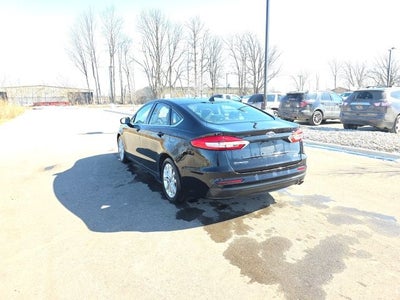 2020 Ford Fusion SE
