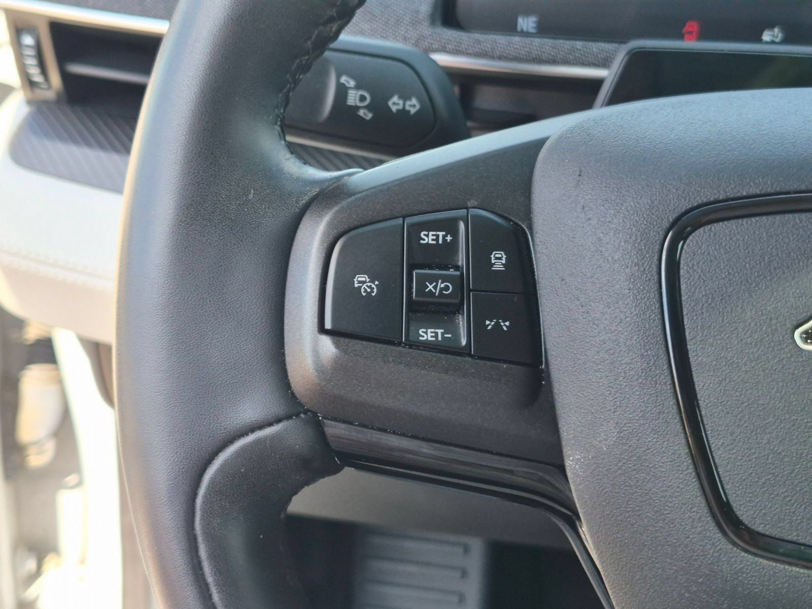 2022 Ford Mustang Mach-E Premium AWD