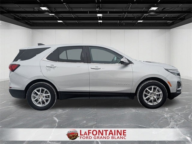 2022 Chevrolet Equinox LT w/ DISABILITY HAND CONTROLS