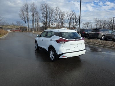 2023 Nissan Kicks S