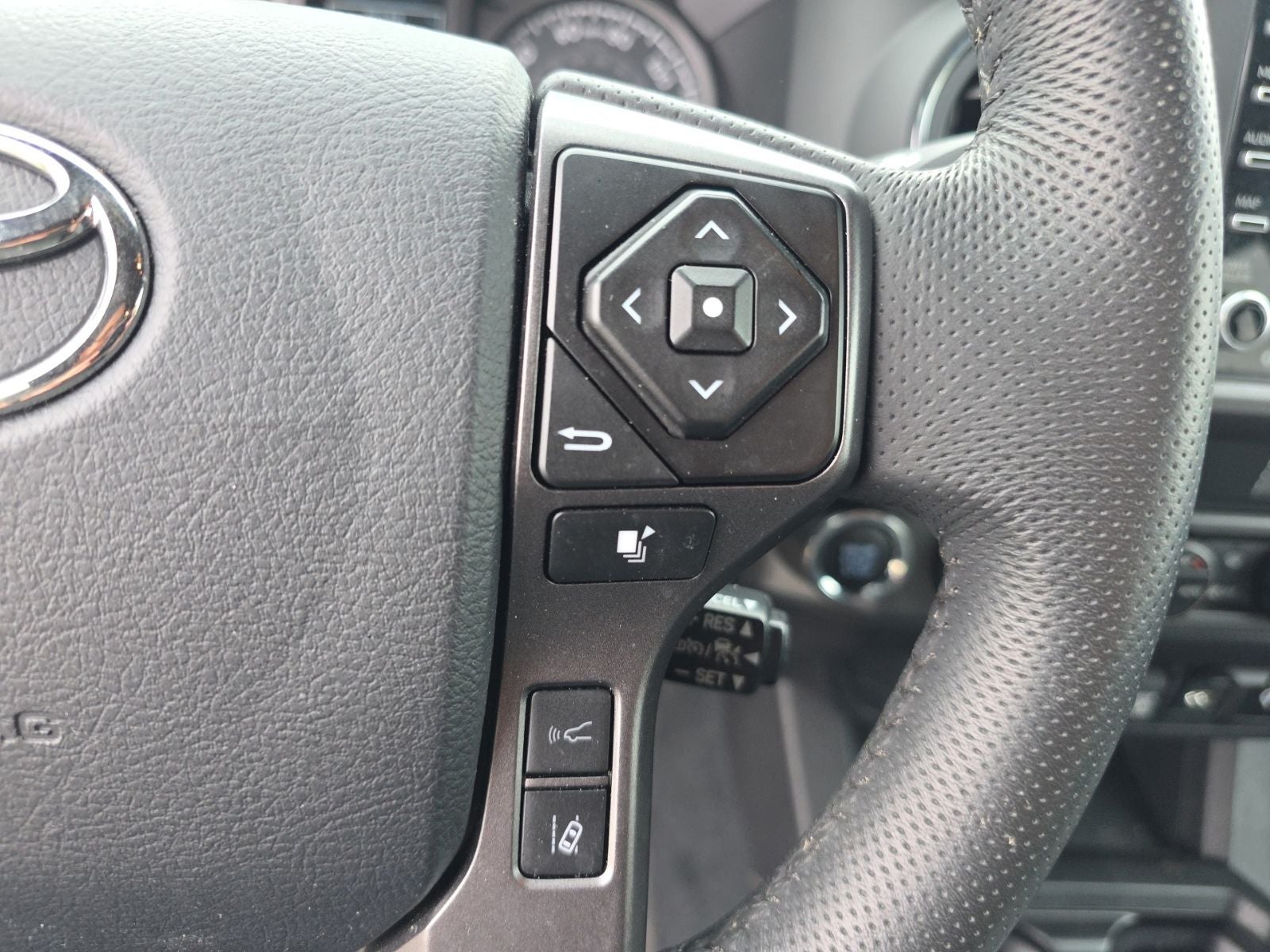 2023 Toyota Tacoma TRD Off-Road V6