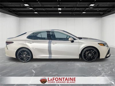 2022 Toyota Camry Hybrid XSE