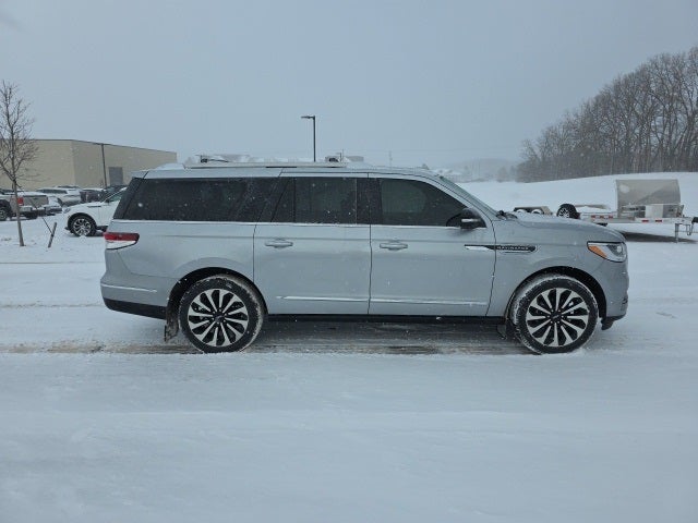 2023 Lincoln Navigator L L Reserve