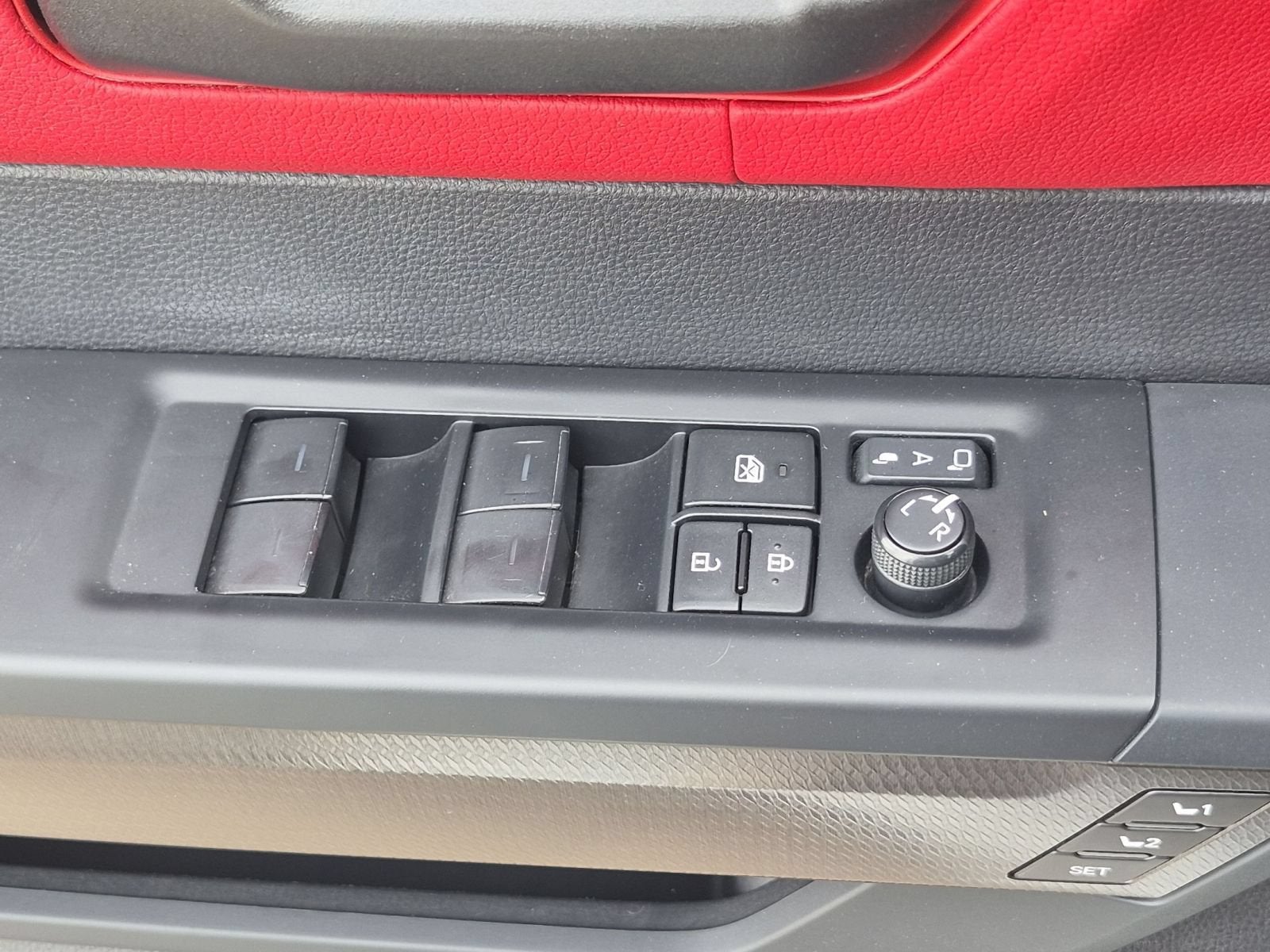 2023 Toyota Tundra Hybrid TRD Pro 4X4