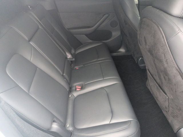 2024 Tesla Model Y Performance