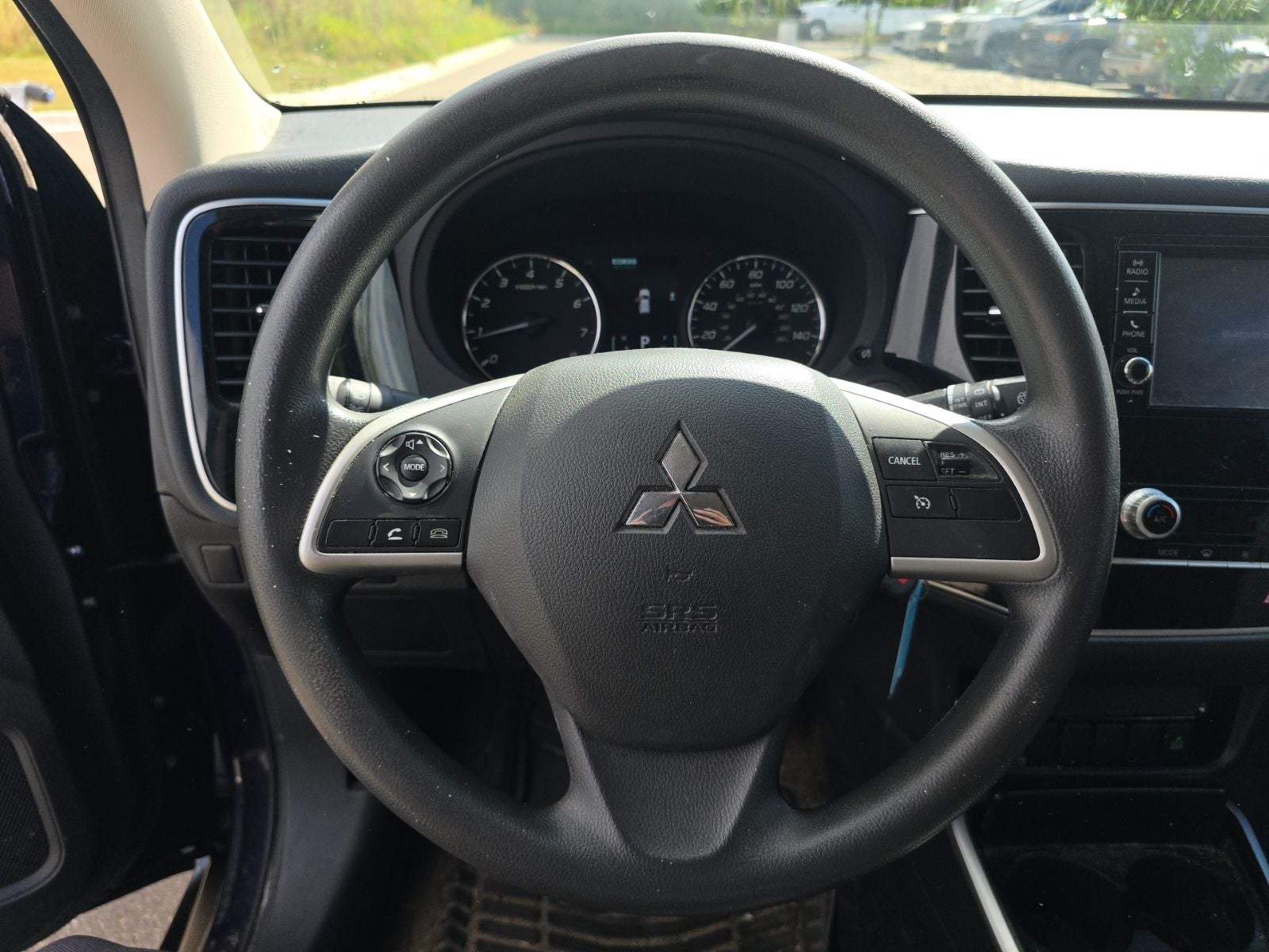 2020 Mitsubishi Outlander ES