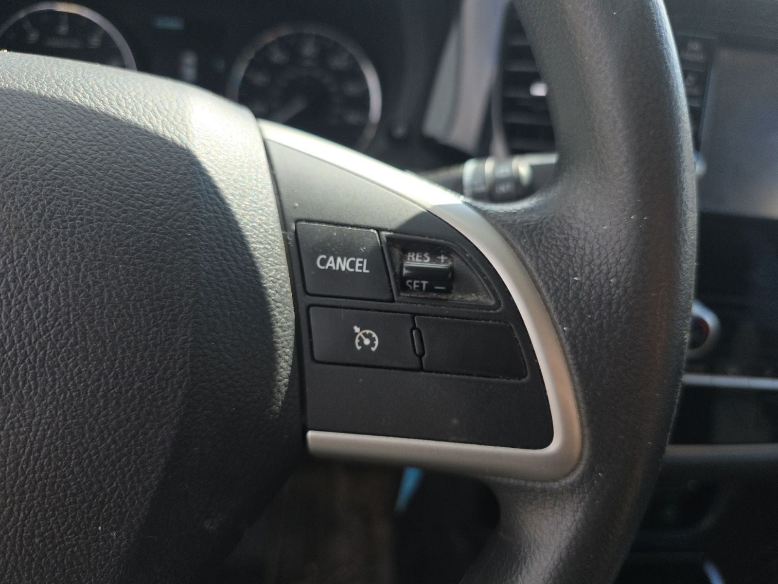 2020 Mitsubishi Outlander ES
