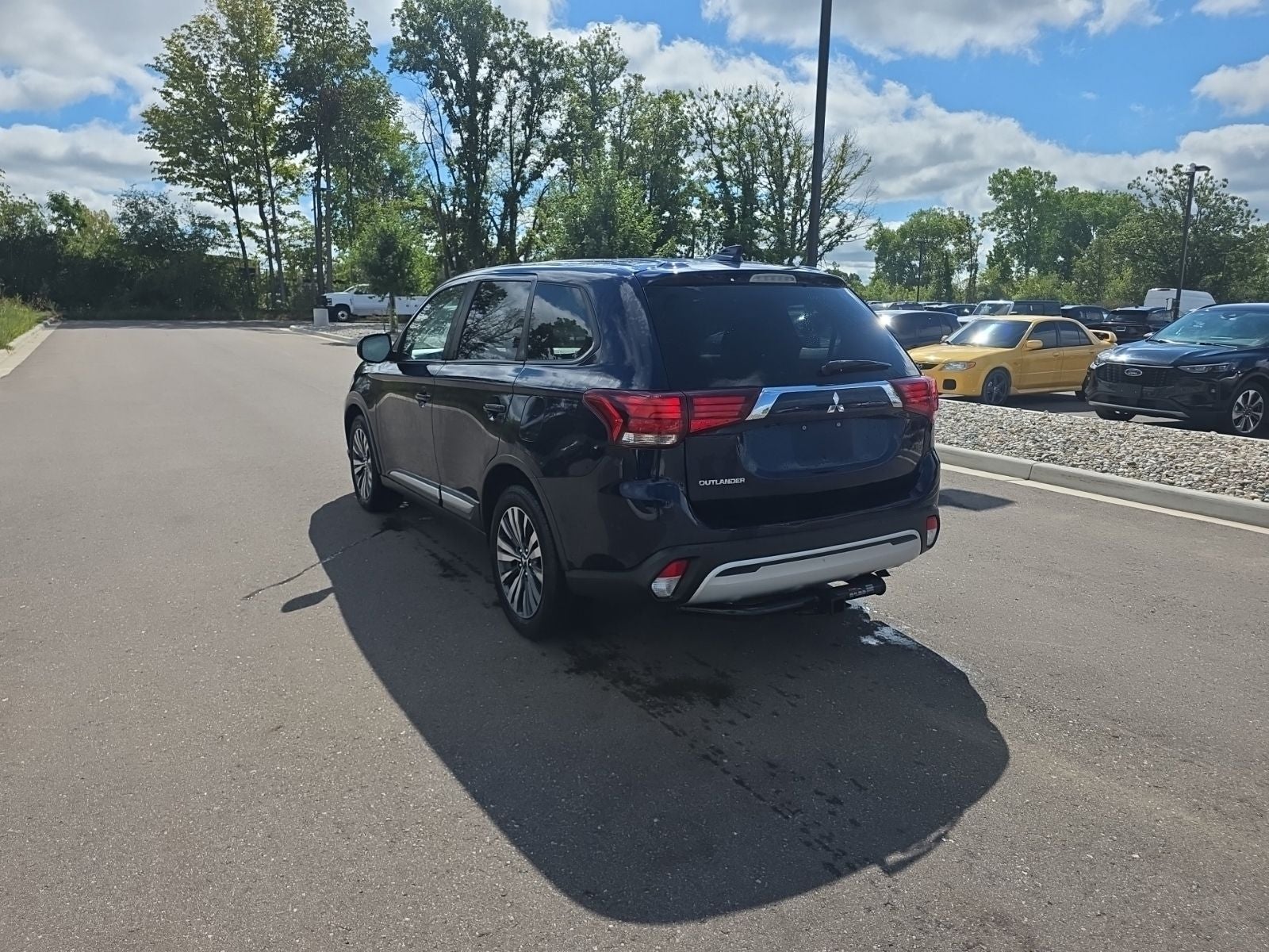 2020 Mitsubishi Outlander ES