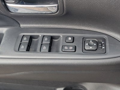 2020 Mitsubishi Outlander SE