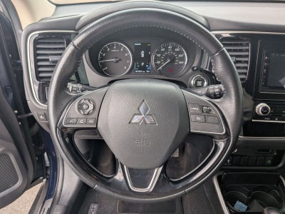 2020 Mitsubishi Outlander SE