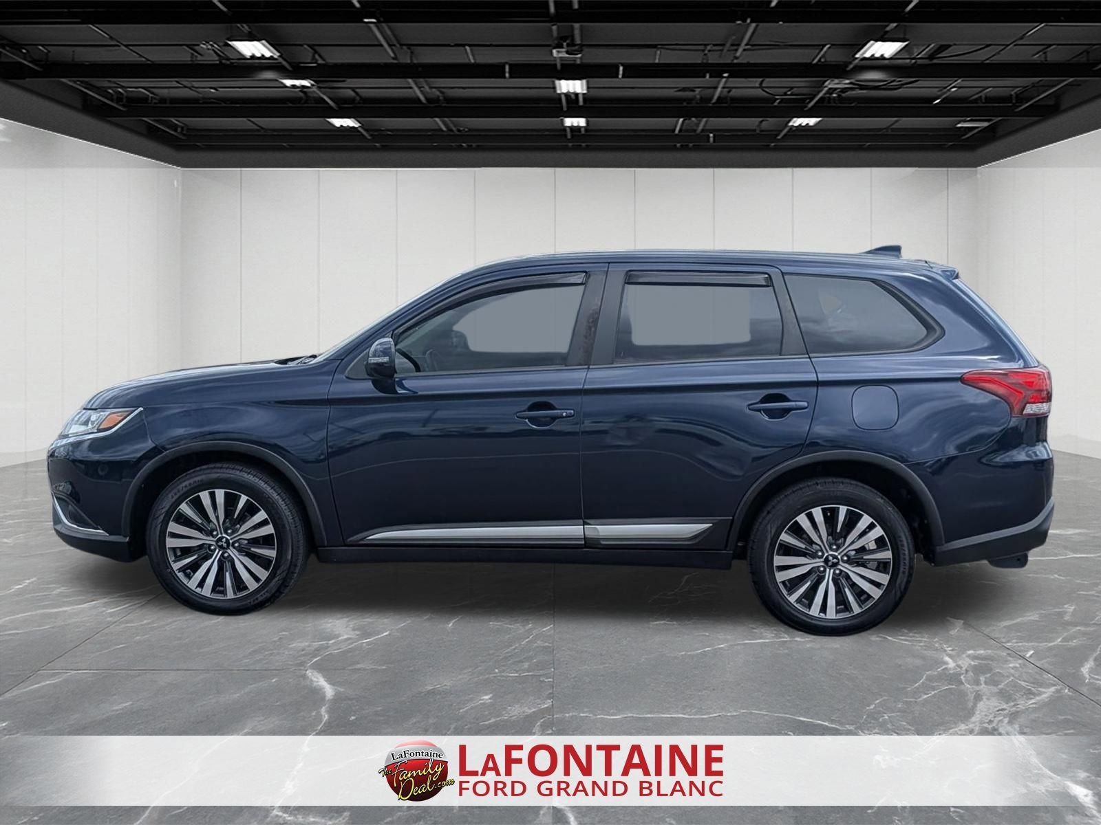 2020 Mitsubishi Outlander SE