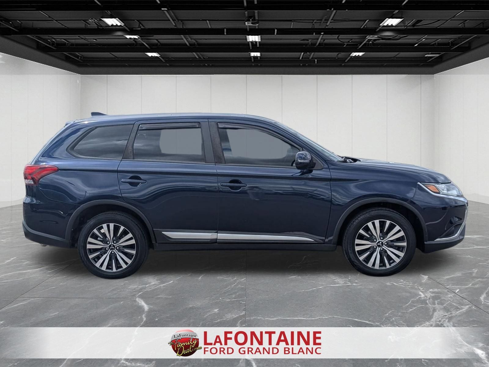 2020 Mitsubishi Outlander SE