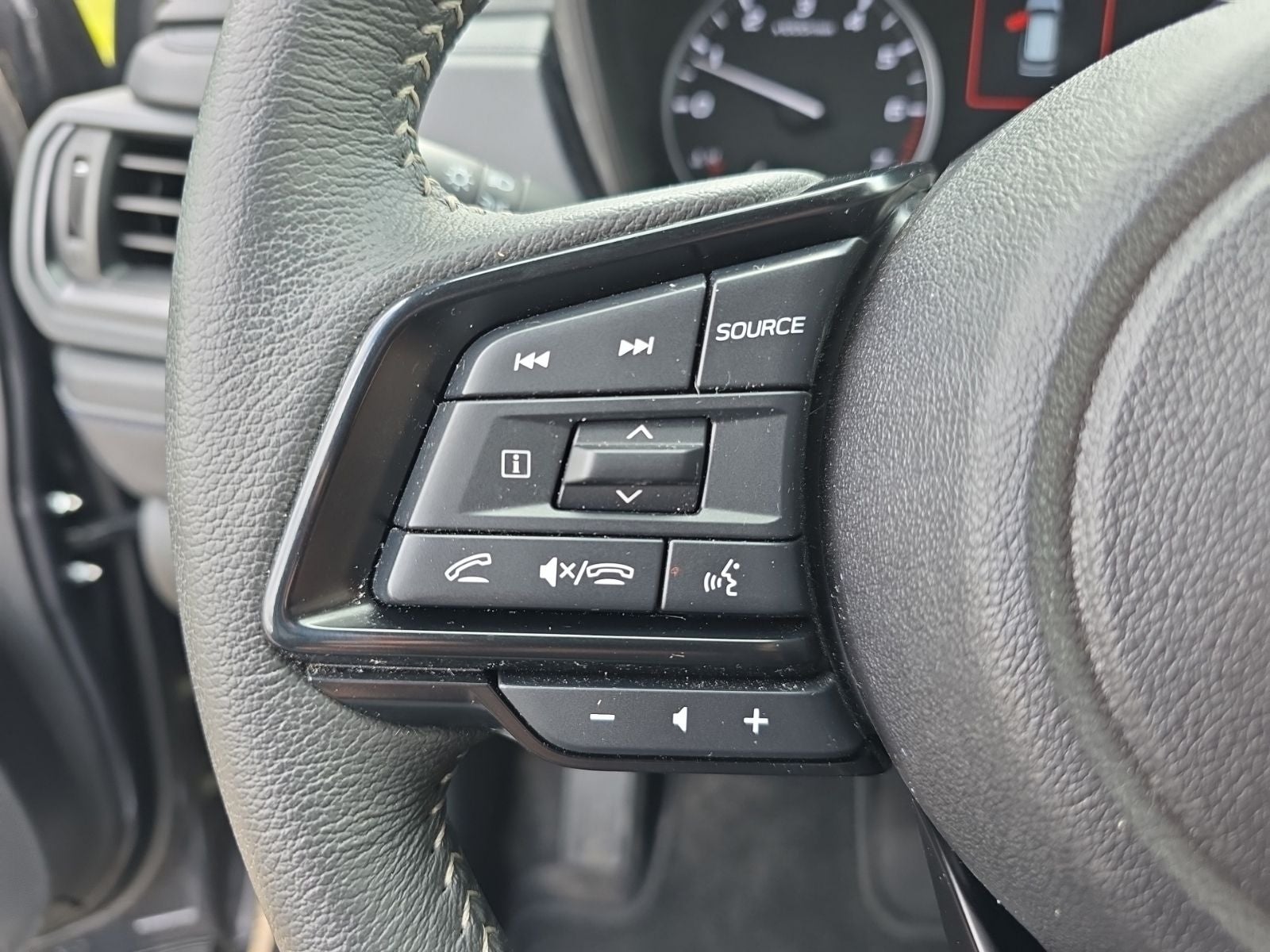 2025 Subaru Forester Premium AWD