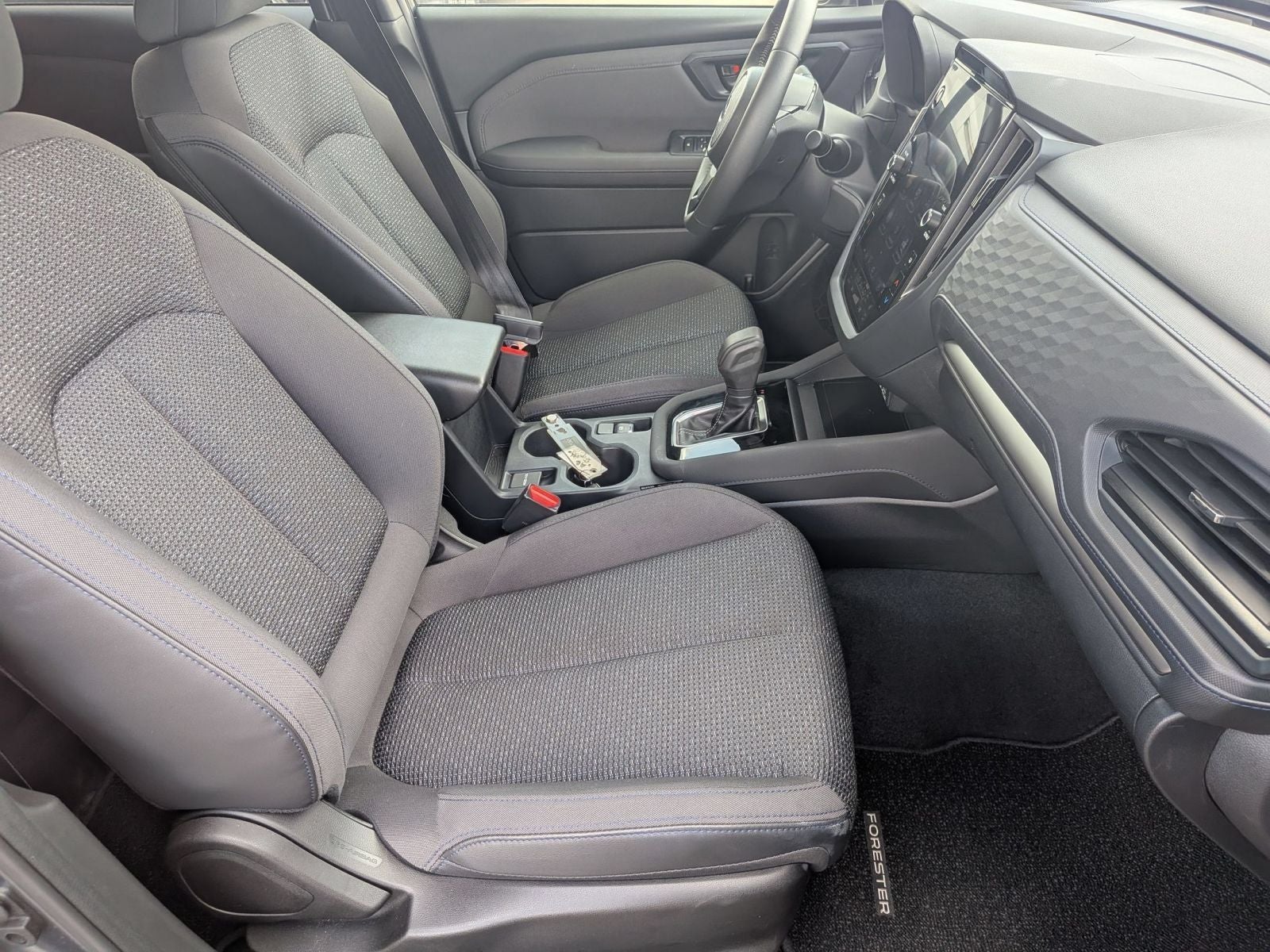 2025 Subaru Forester Premium AWD