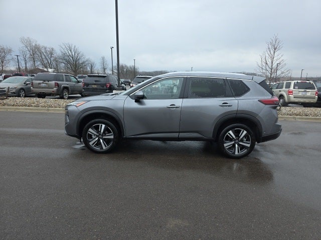 2025 Nissan Rogue SL