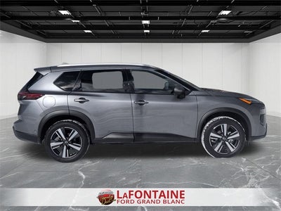 2025 Nissan Rogue SL