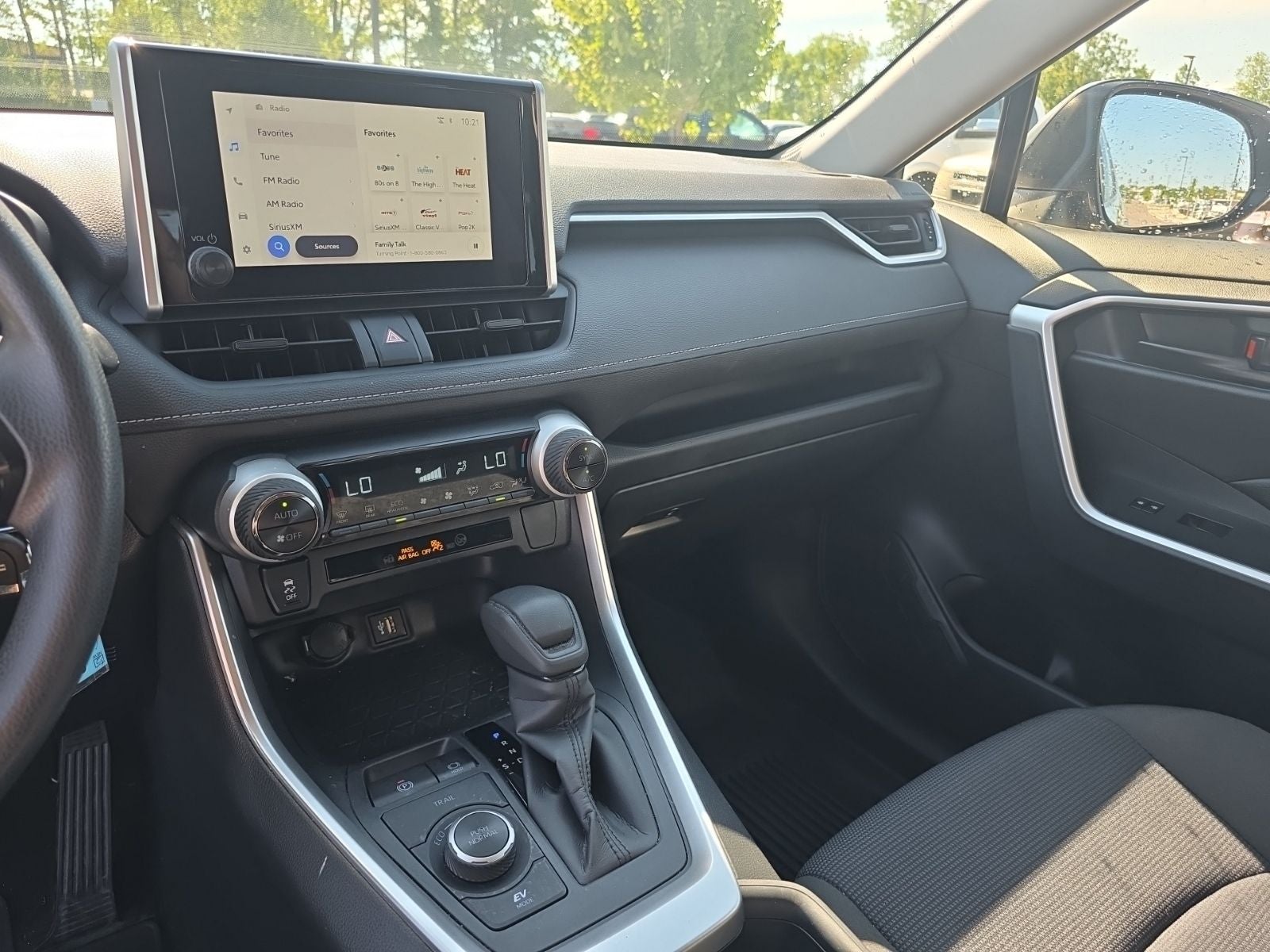 2025 Toyota RAV4 Hybrid LE AWD