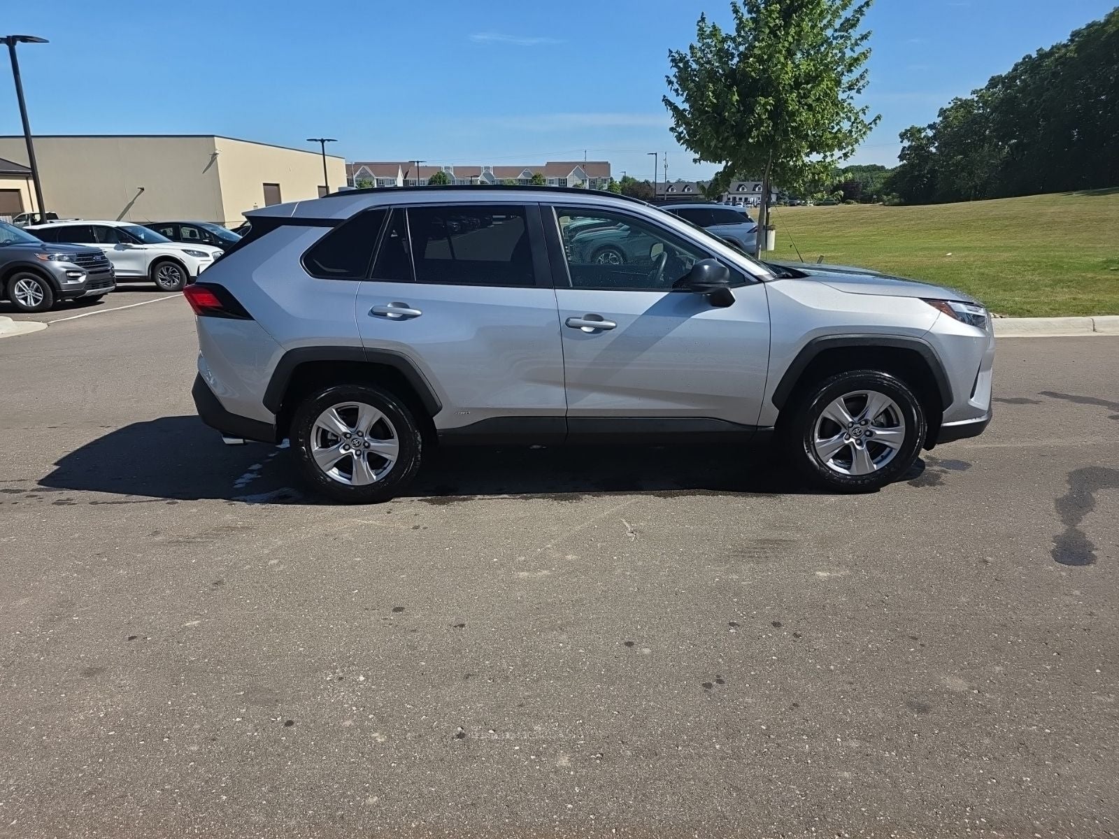2025 Toyota RAV4 Hybrid LE AWD