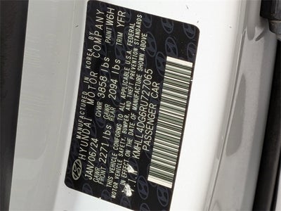 2024 Hyundai Elantra SE