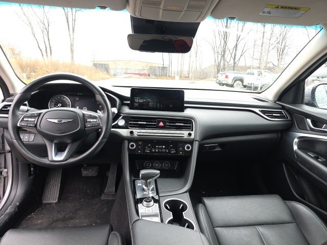 2025 Genesis G70 2.5T