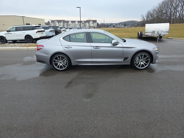 2025 Genesis G70 2.5T