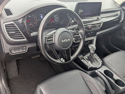 2023 Kia Seltos EX