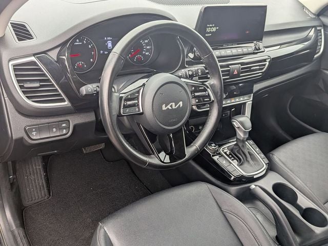 2023 Kia Seltos EX