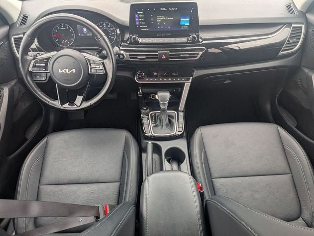 2023 Kia Seltos EX
