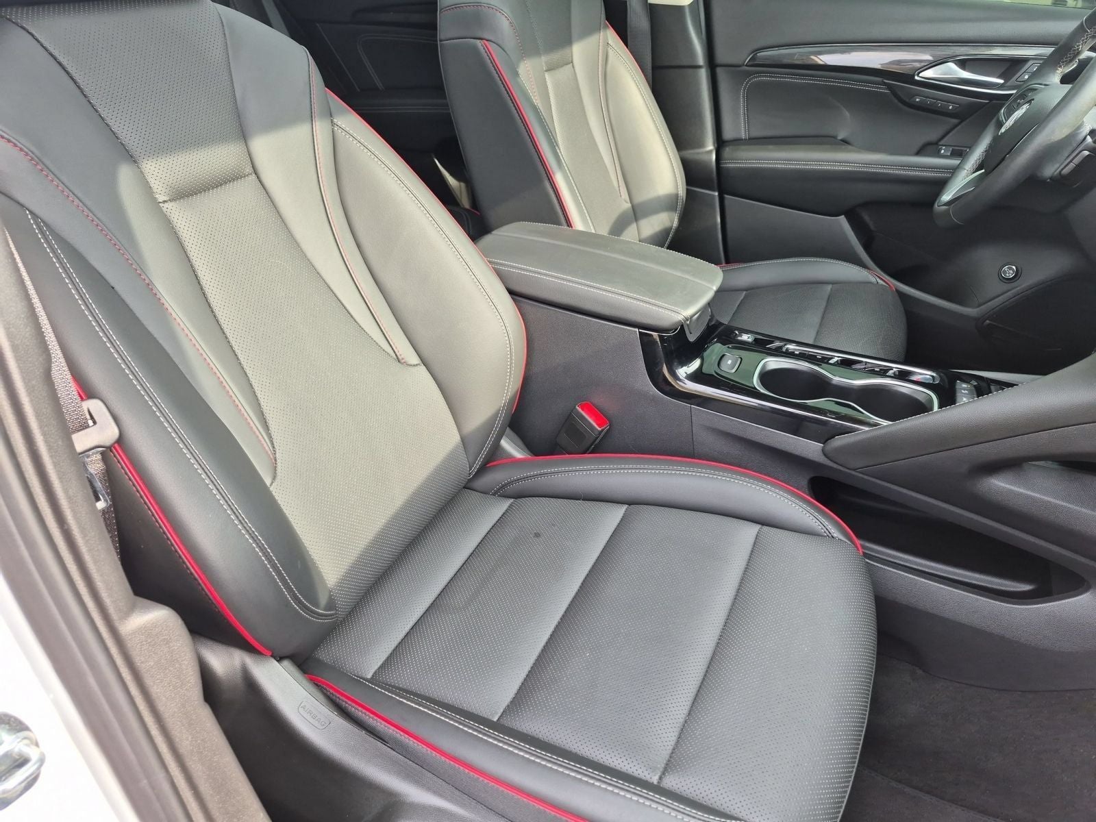 2023 Buick Envision Essence AWD