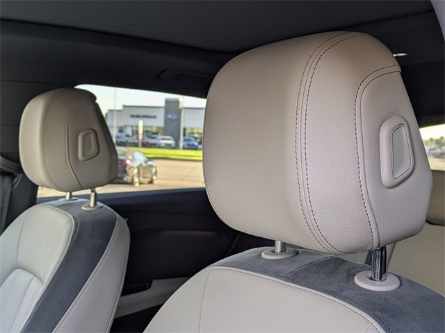 2024 Audi Q4 e-tron Premium Plus quattro