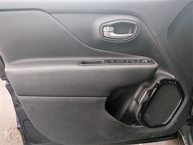 2023 Jeep Renegade Altitude