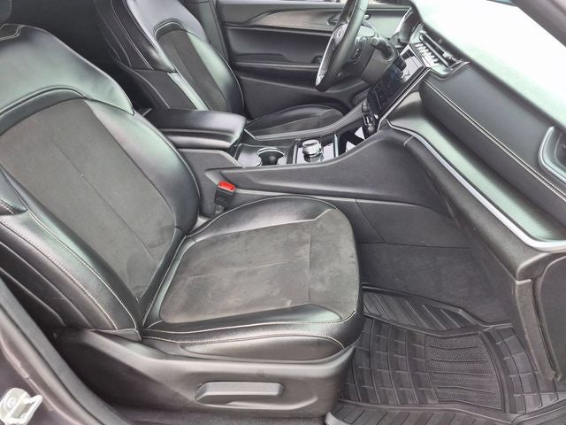 2024 Jeep Grand Cherokee L Altitude 4X4