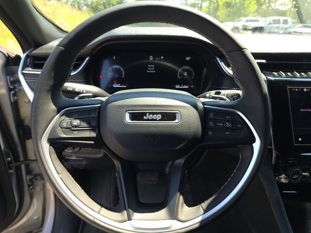 2024 Jeep Grand Cherokee L Laredo 4WD