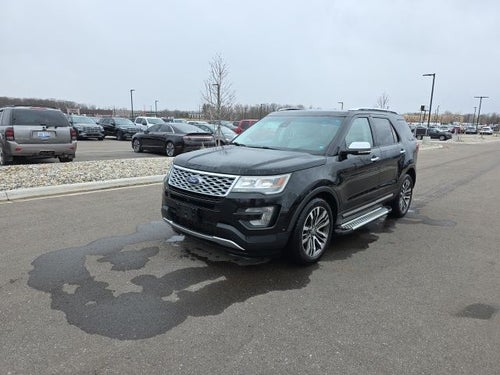2016 Ford Explorer Platinum 4WD!