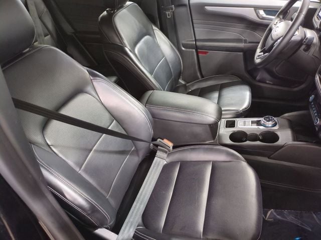 2024 Ford Escape Platinum AWD!