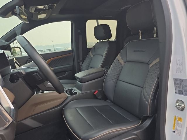 2024 GMC Canyon Denali