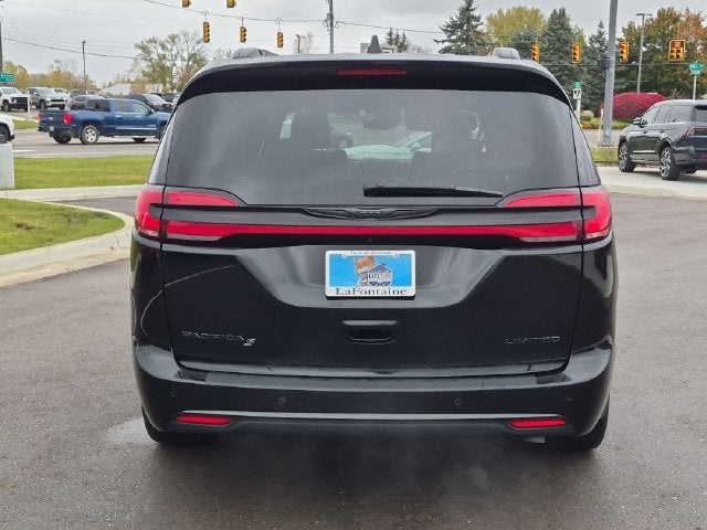 2025 Chrysler Pacifica Limited