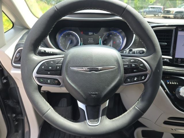 2022 Chrysler Pacifica Touring L AWD