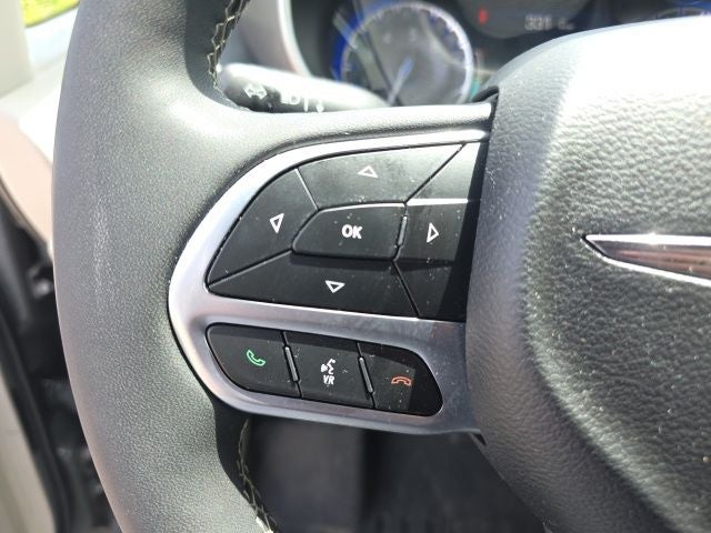 2022 Chrysler Pacifica Touring L AWD