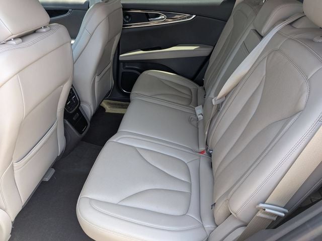 2021 Lincoln Nautilus Reserve FWD